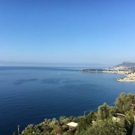 아파트 House In Grimaldi. Spectacular View Over The French Riviera!