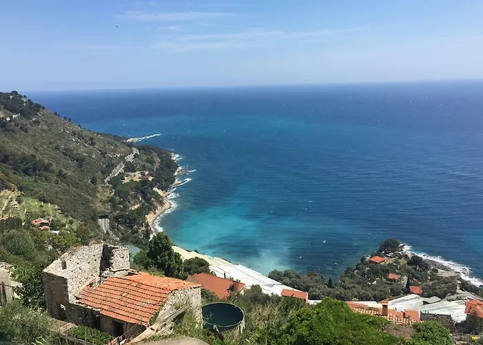 House In Grimaldi. Spectacular View Over The French Riviera! * 그리말디