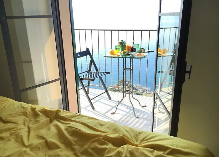 Lejlighed House In Grimaldi. Spectacular View Over The French Riviera!